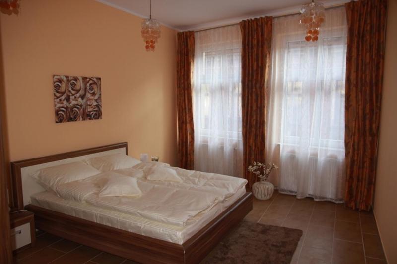 Apart-Lux Aparthotel Bytom Bilik gambar
