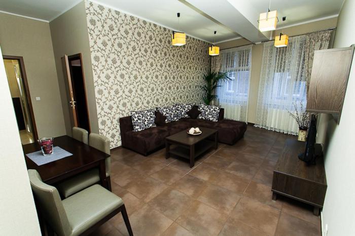 Apart-Lux Aparthotel Bytom Bilik gambar
