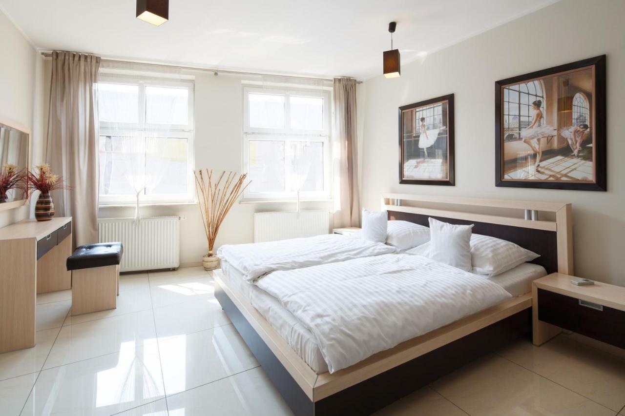 Apart-Lux Aparthotel Bytom Luaran gambar