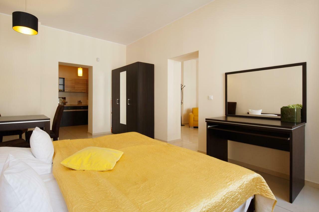 Apart-Lux Aparthotel Bytom Luaran gambar