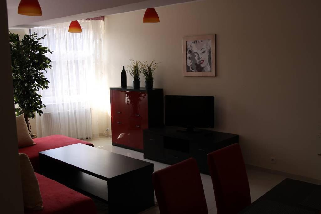 Apart-Lux Aparthotel Bytom Luaran gambar